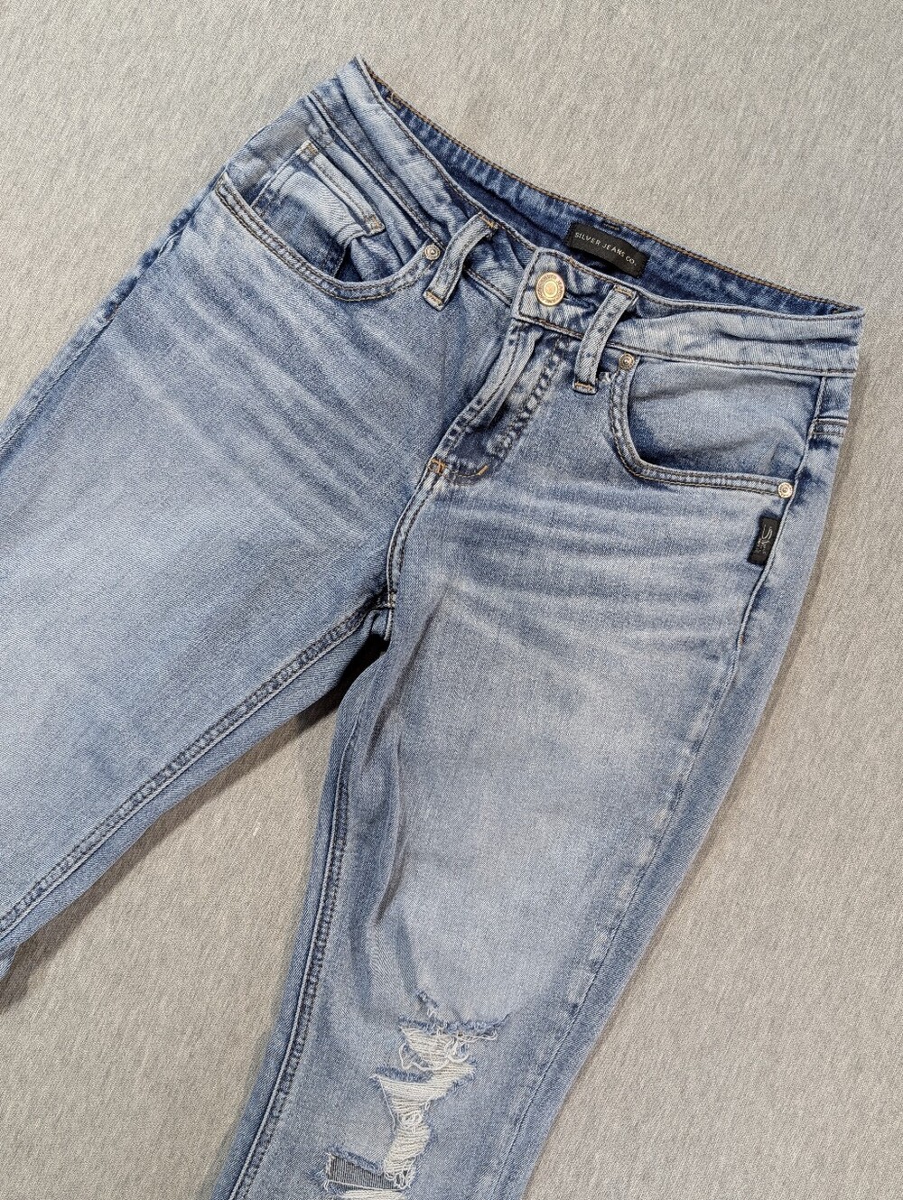 Silver Jeans Boyfriend Jeans Women's 26 X 29 Light Wash Blue Distressed